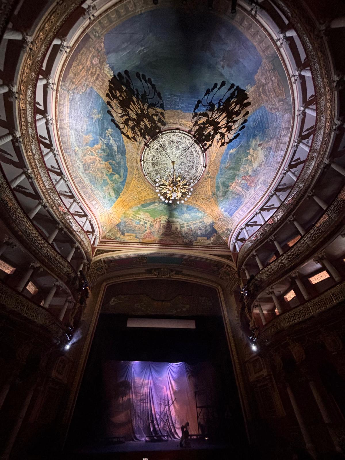 Teatro Amazonas Manaus – bemalte Kuppel mit perspektivisch gemalten Säulen